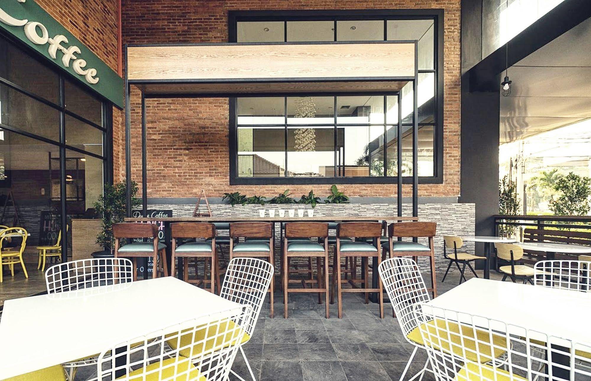 Liberty Hotel Thamrin Jakarta Eksteriør billede